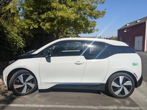 2016 BMW i3 Base w/Range Extender
